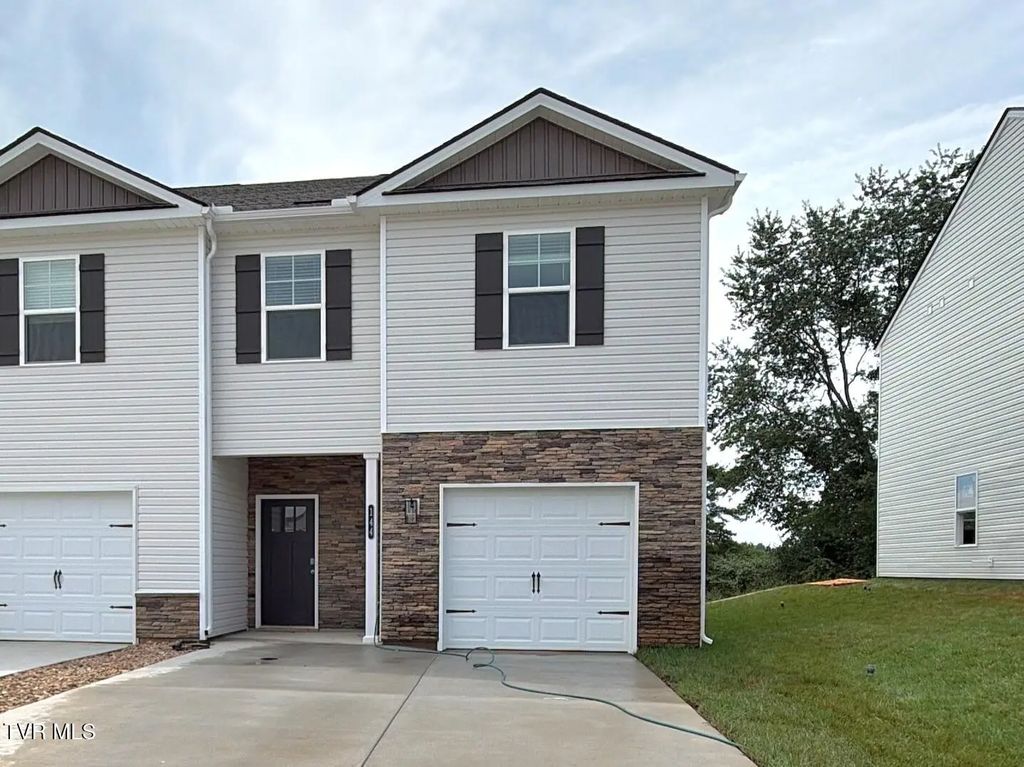 144 Holt Way, Blountville