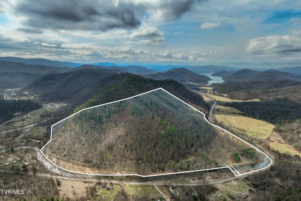 9613 Roan Creek Road, Butler