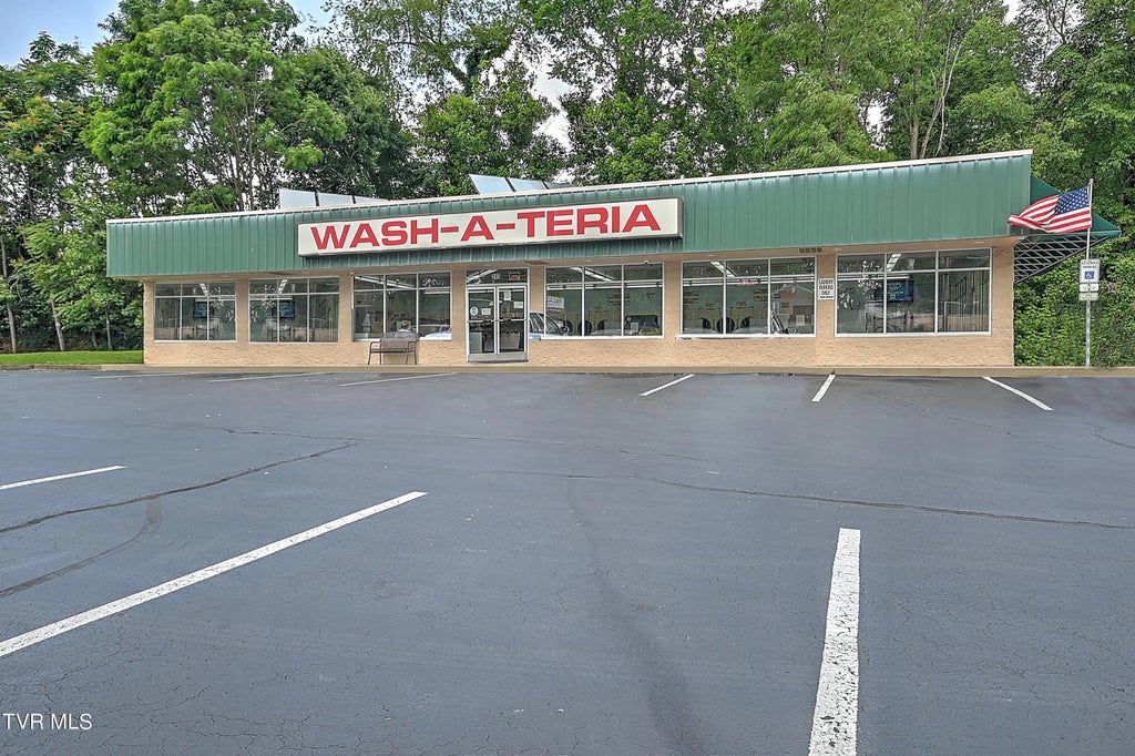 245 Gate City Highway, Bristol