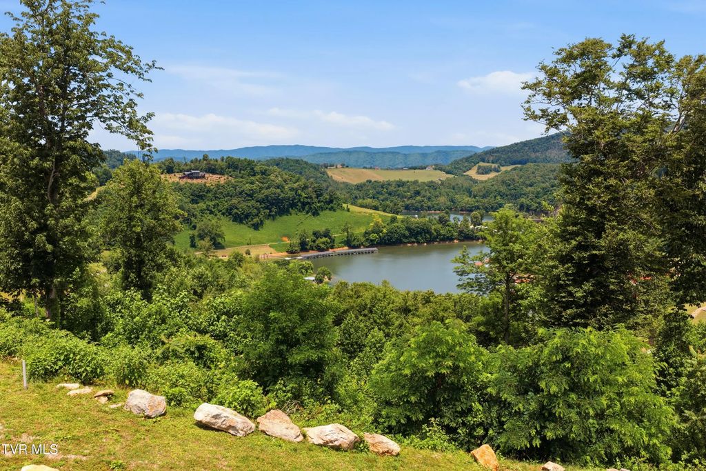 Lot 25 Eagle Ridge Parkway, Butler