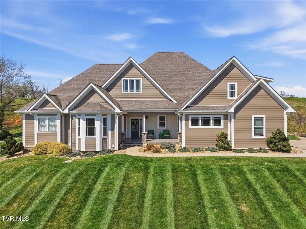 2233 Windswept Way, Morristown