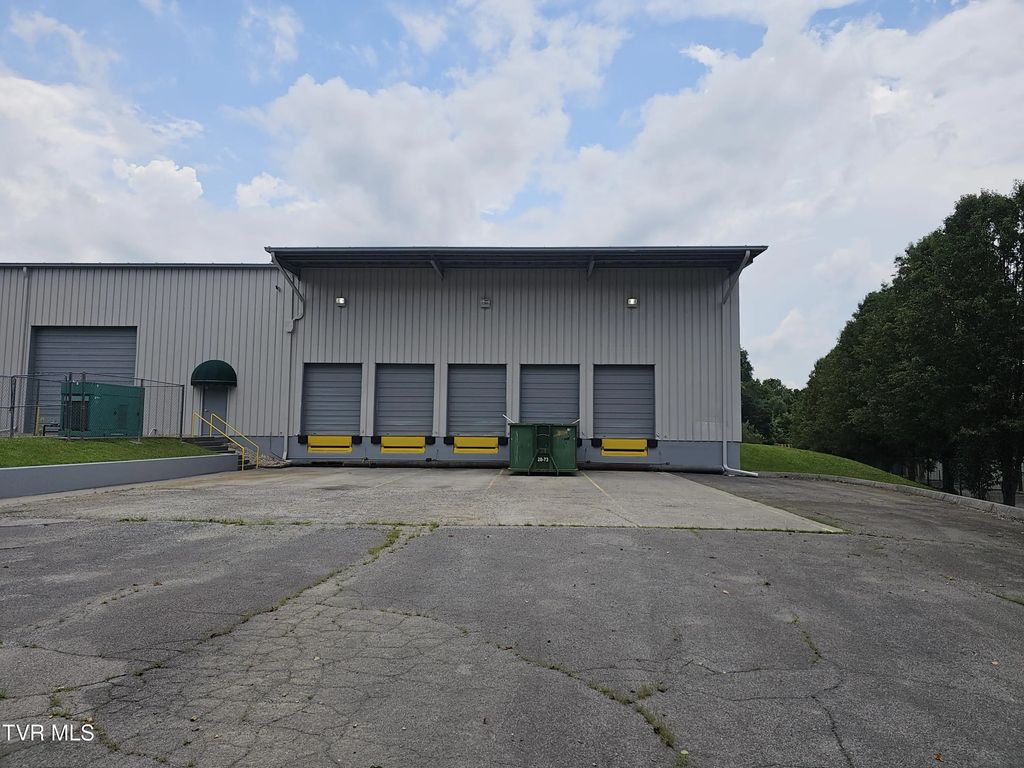 101 Industrial Drive, Bristol