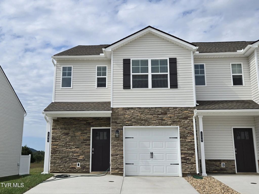 140 Holt Way, Blountville