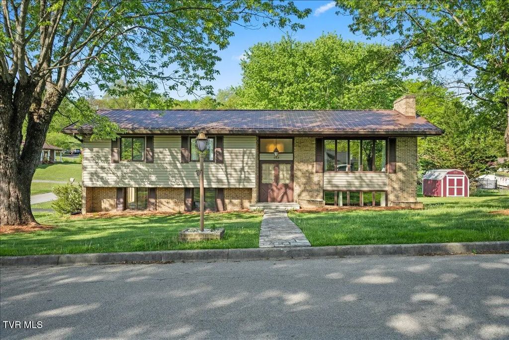263 Fain Road, Blountville