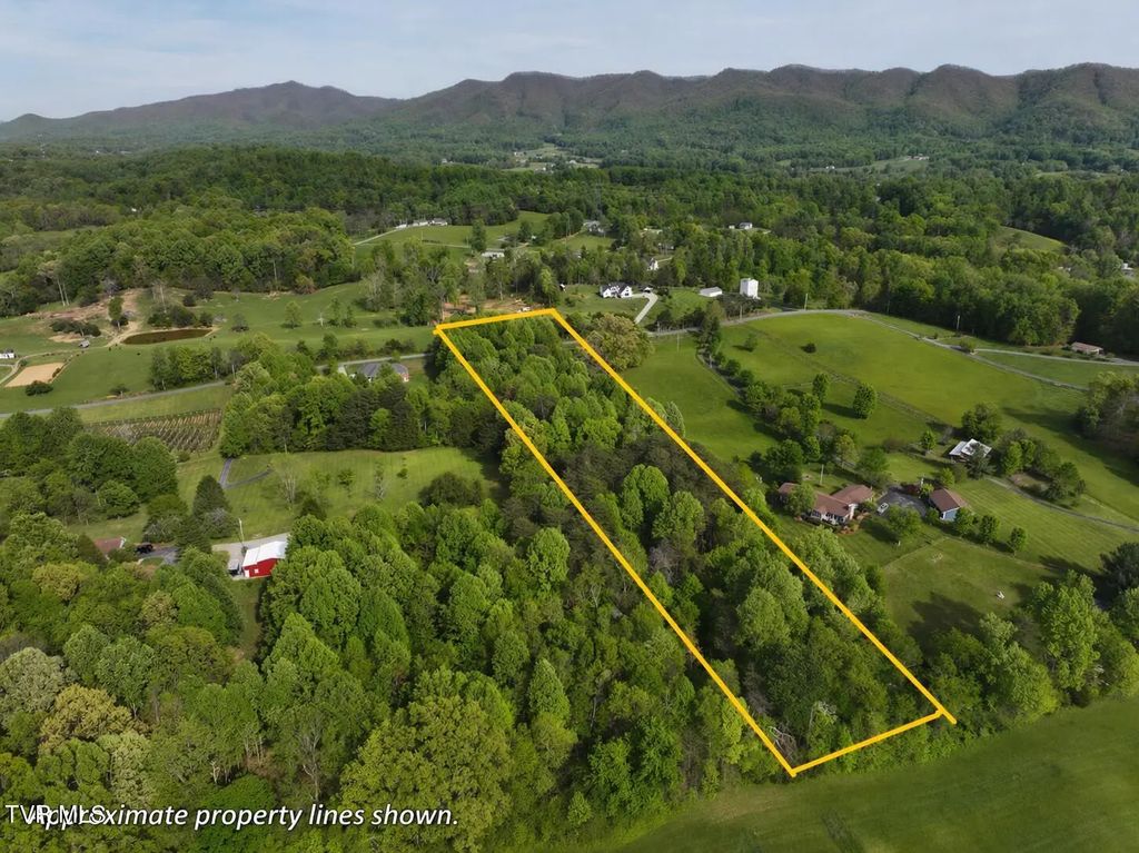 Tbd Summit Drive, Jonesborough