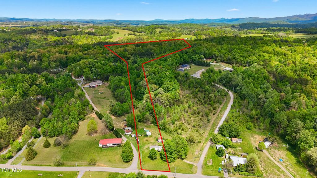2376 Middle Creek Road, Afton