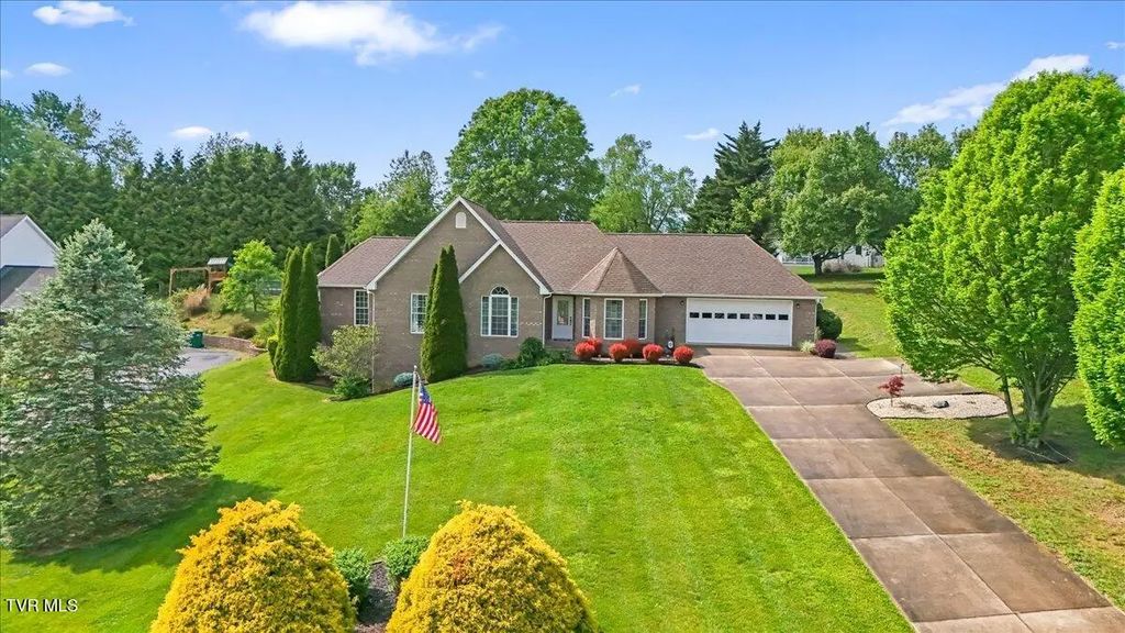 32582 Spring Crest Drive, Glade Spring