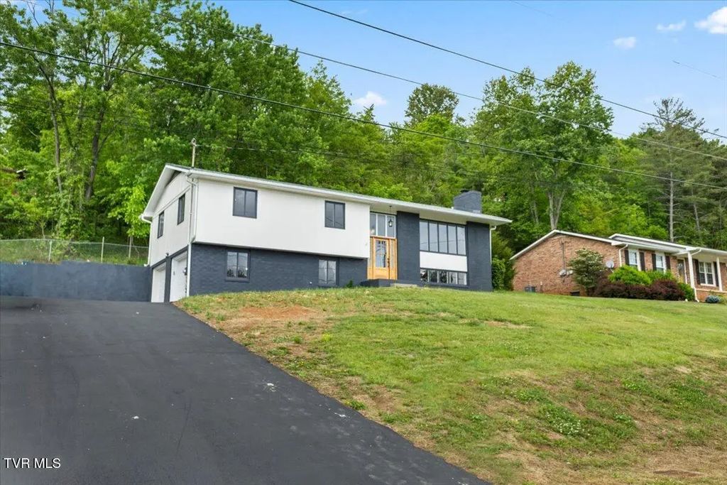 830 Foothills Road, Kingsport