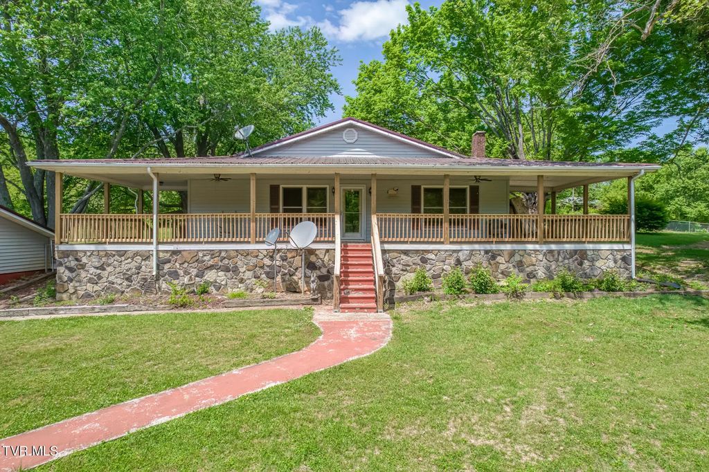 16905 Kingsport Highway, Fall Branch