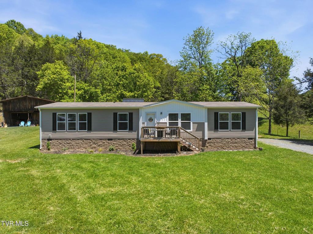 5605 Livingston Creek Road, Bristol