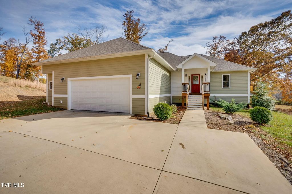 296 Allenwood Drive, Surgoinsville