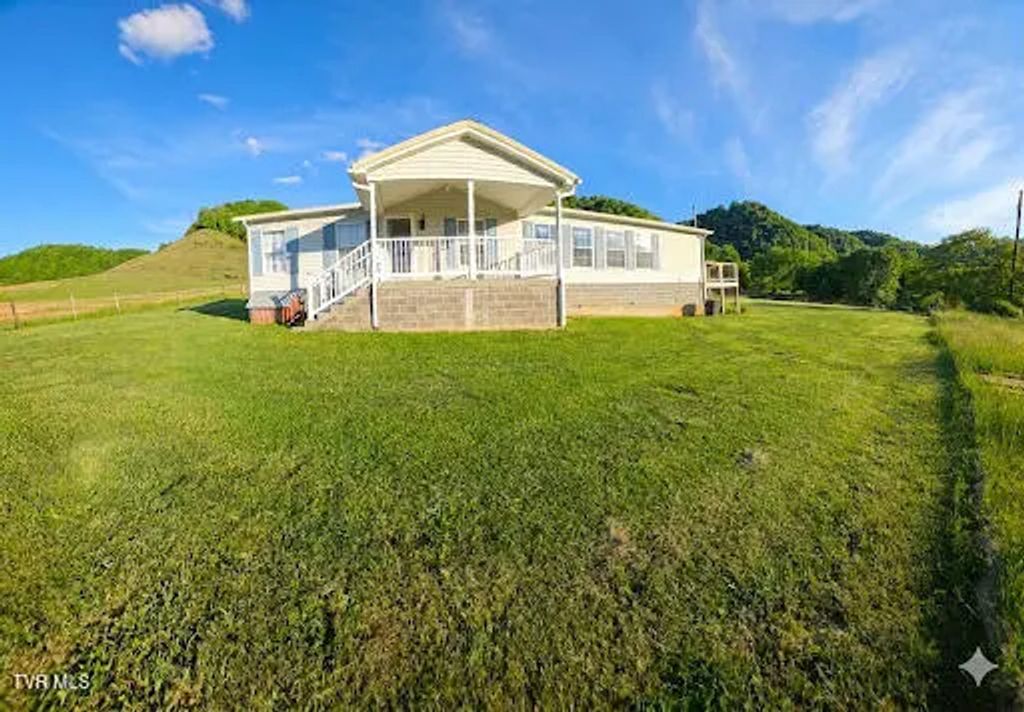 1208 Quarry Road, Castlewood