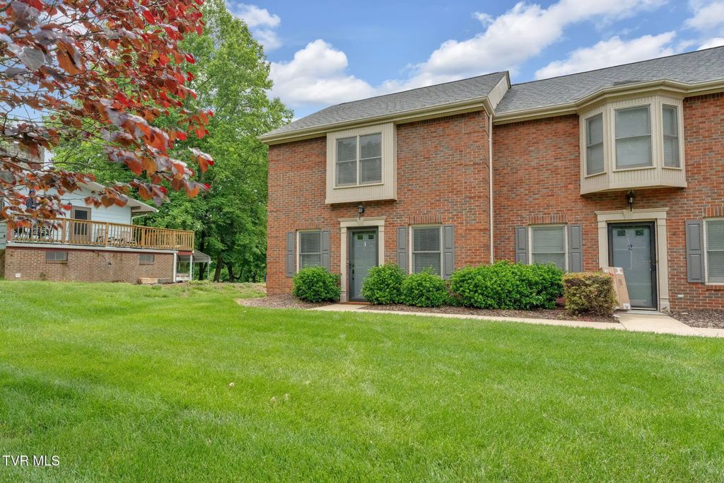 1705 West Lakeview Drive Apt 1, Johnson City