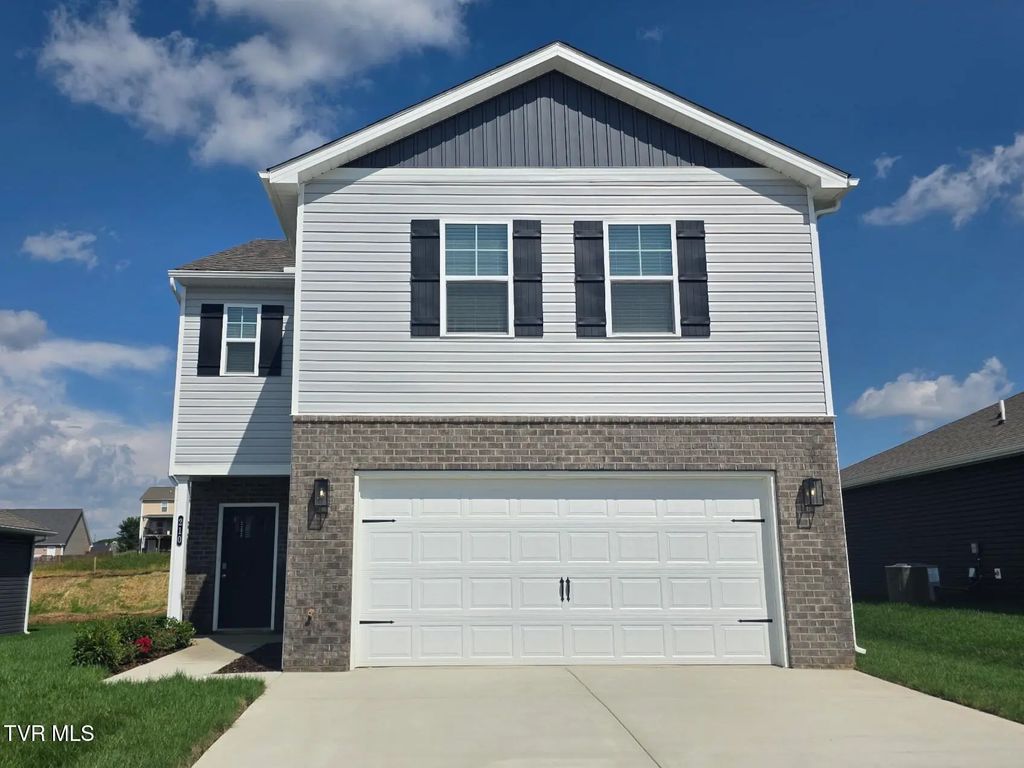 210 Wisteria Drive, Bluff City