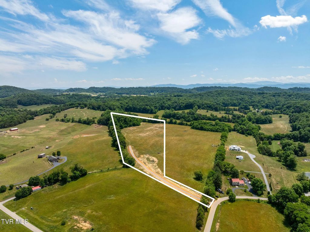 290 Horseshoe Bend Road, Jonesborough