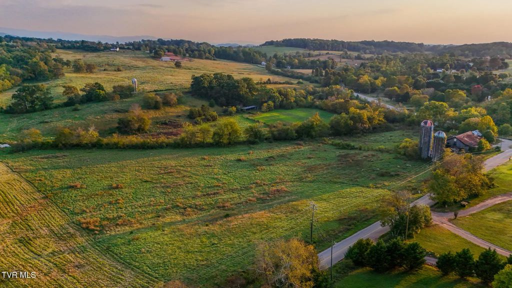 5412 Old Niles Ferry Road, Maryville
