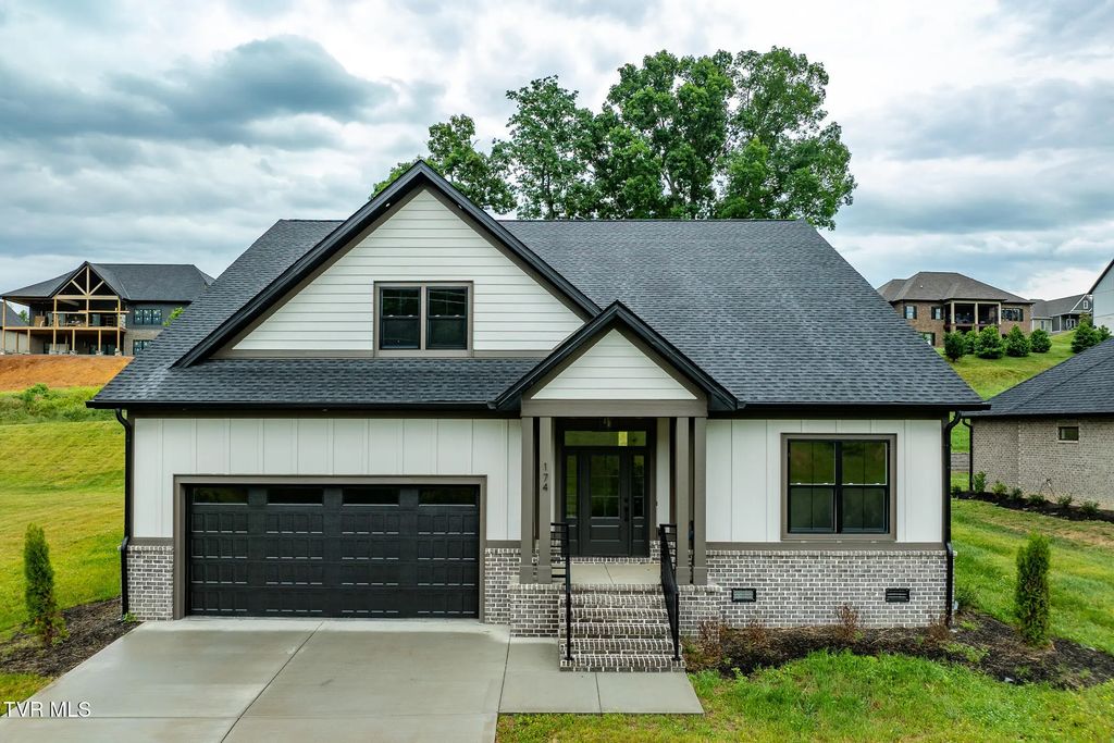 174 Boones Station Road, Johnson City