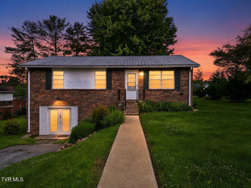 121 York Drive, Greeneville