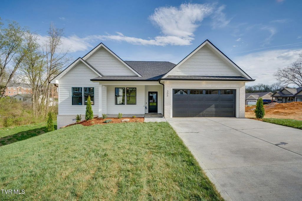 306 Ty's Place, Kingsport