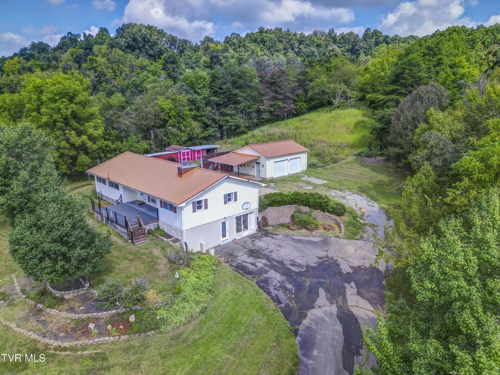 151 Hicks Hollow Lane, Blountville