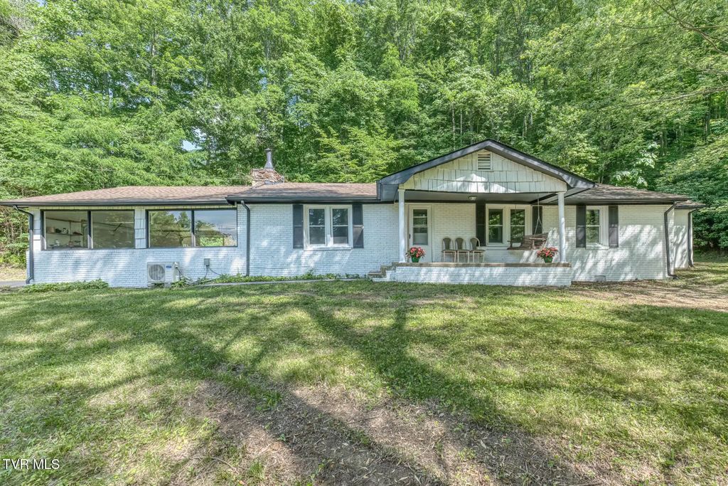 164 Paul Blevins Road, Roan Mountain