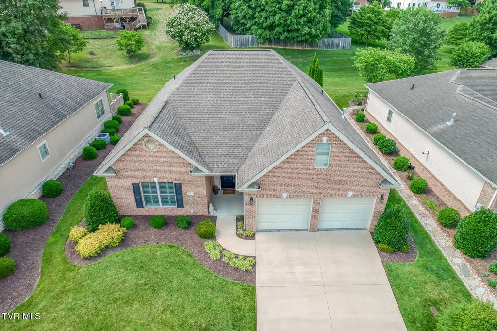 1023 Waterbrooke Lane, Johnson City