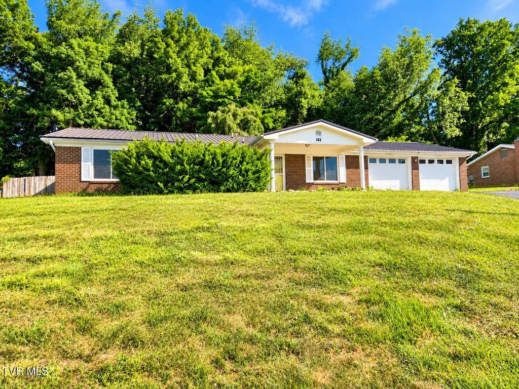 183 Claremont Circle, Bristol