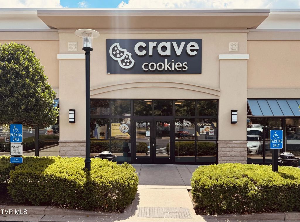 426 Pinnacle Parkway 350, Bristol