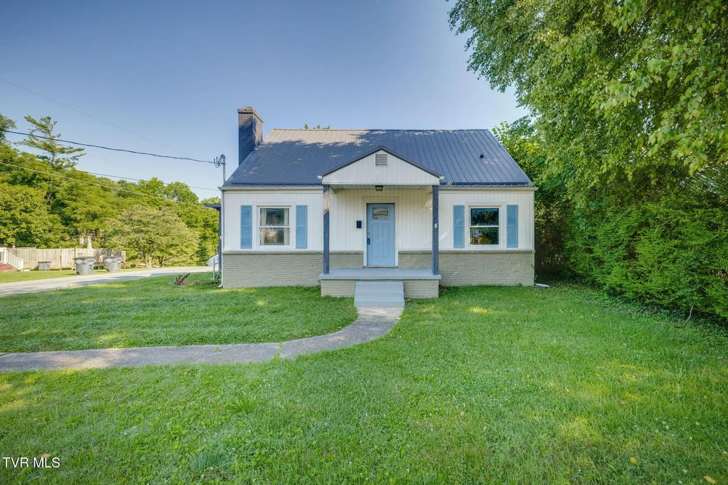 1802 Washington Avenue, Kingsport
