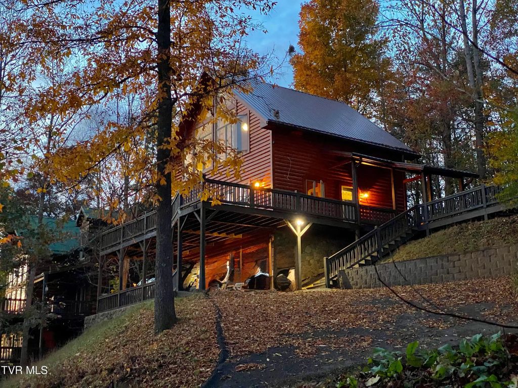 397 Lake Cabin Lane, Butler