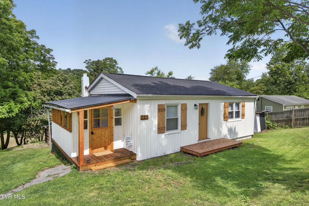710 Anderson Avenue, Marion