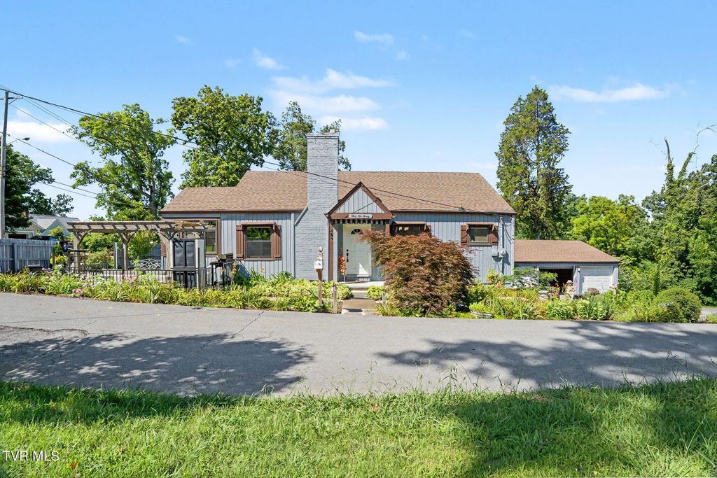 3220 Ashley Street, Kingsport