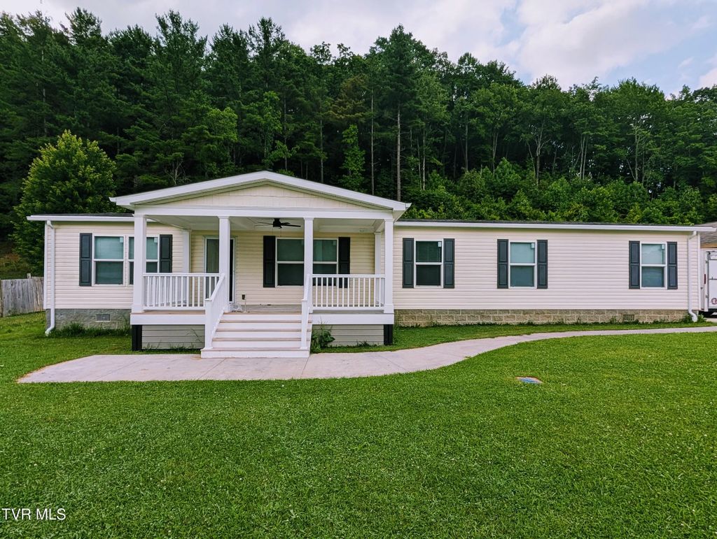 6212 Pinewood Forest Road, Wise