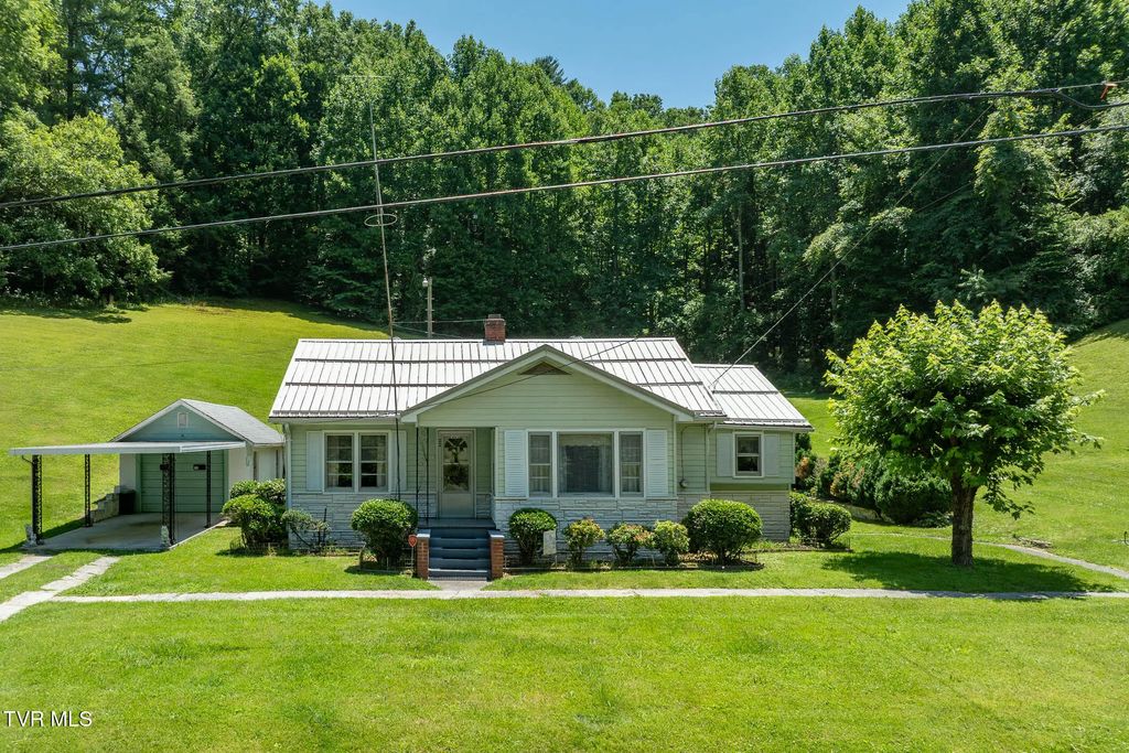 1570 Highway 321, Hampton