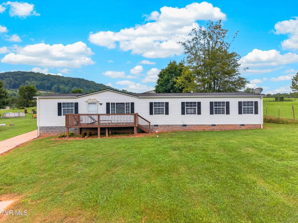 4161 Carters Valley, Church Hill