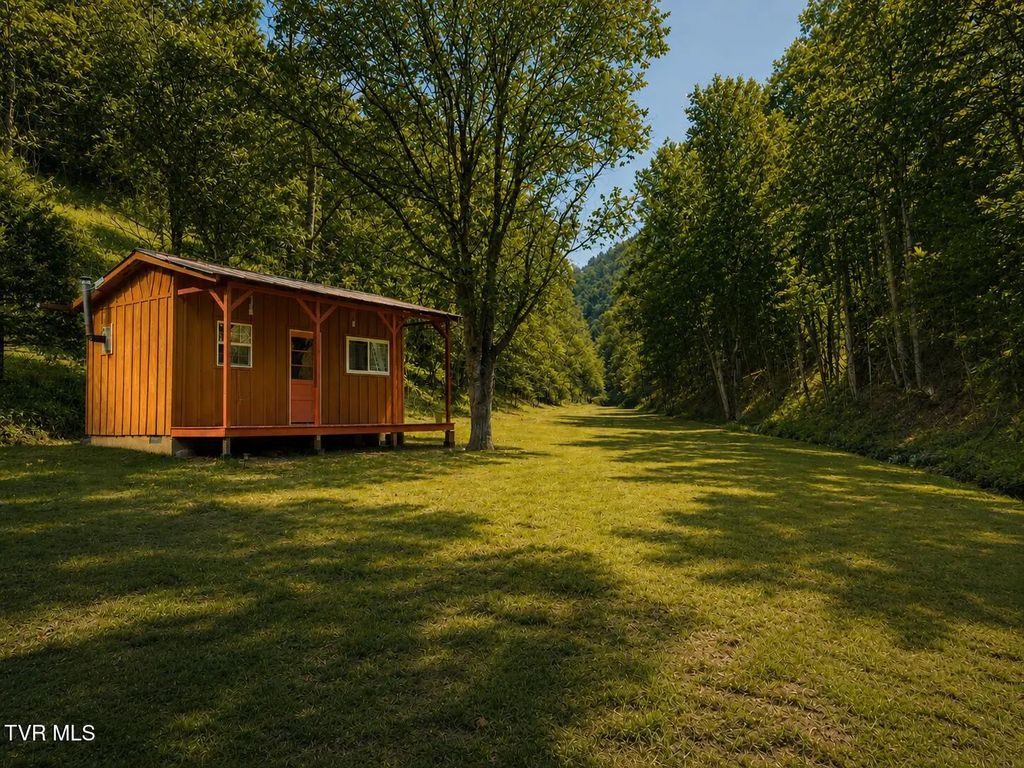 1499 Keesel Hollow Road, Parrottsville