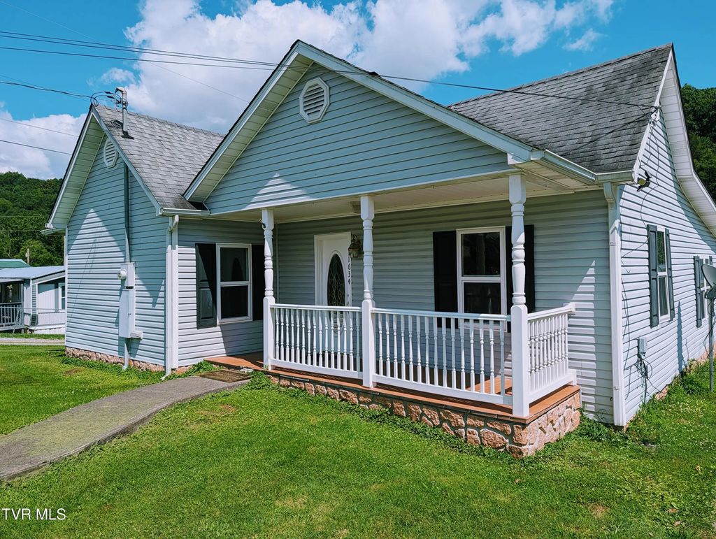 11634 Cambridge Road, Coeburn