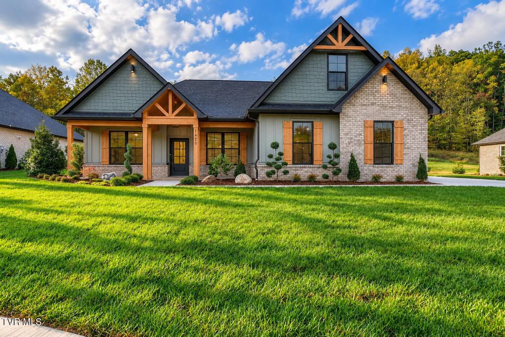 1420 Hairetown Road, Johnson City