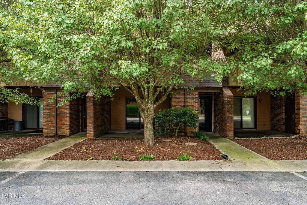 500 Fleetwood Drive 7, Kingsport