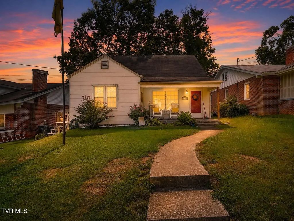 1018 Carolina Avenue, Bristol