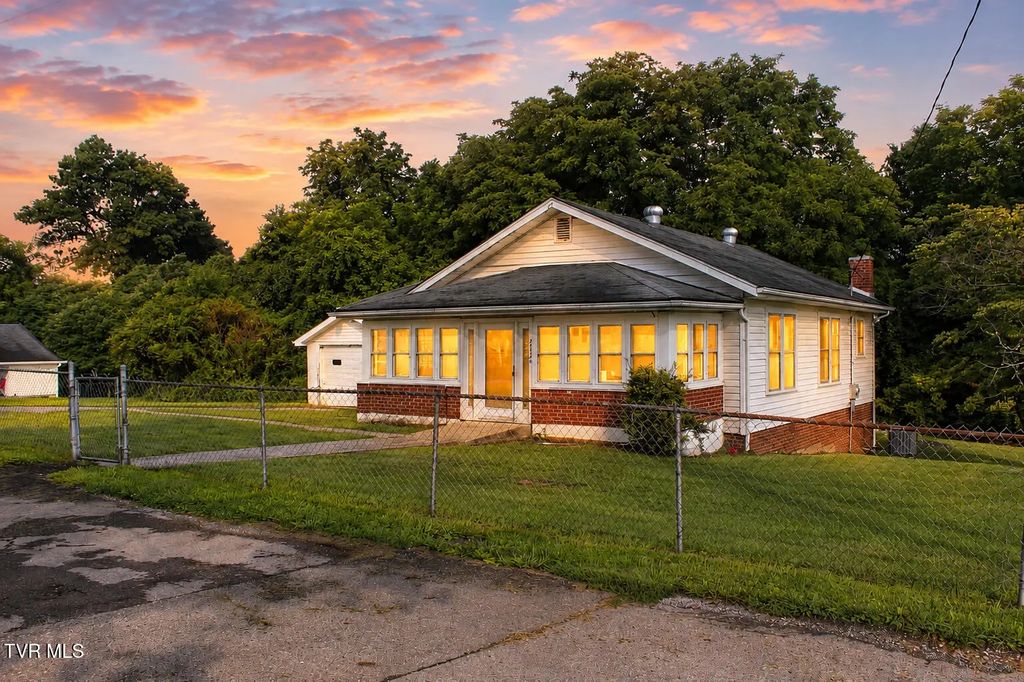 273 Joyce Parsons Drive, Pennington Gap