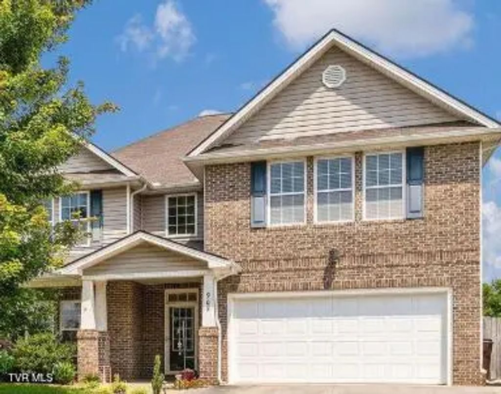 905 Denvers Lane, Piney Flats