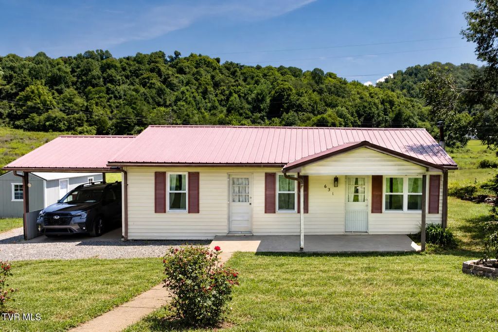 631 Lee Valley Road, Whitesburg