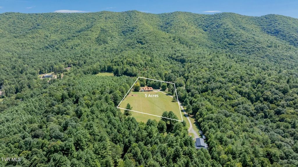 10257 Highway 67, Butler