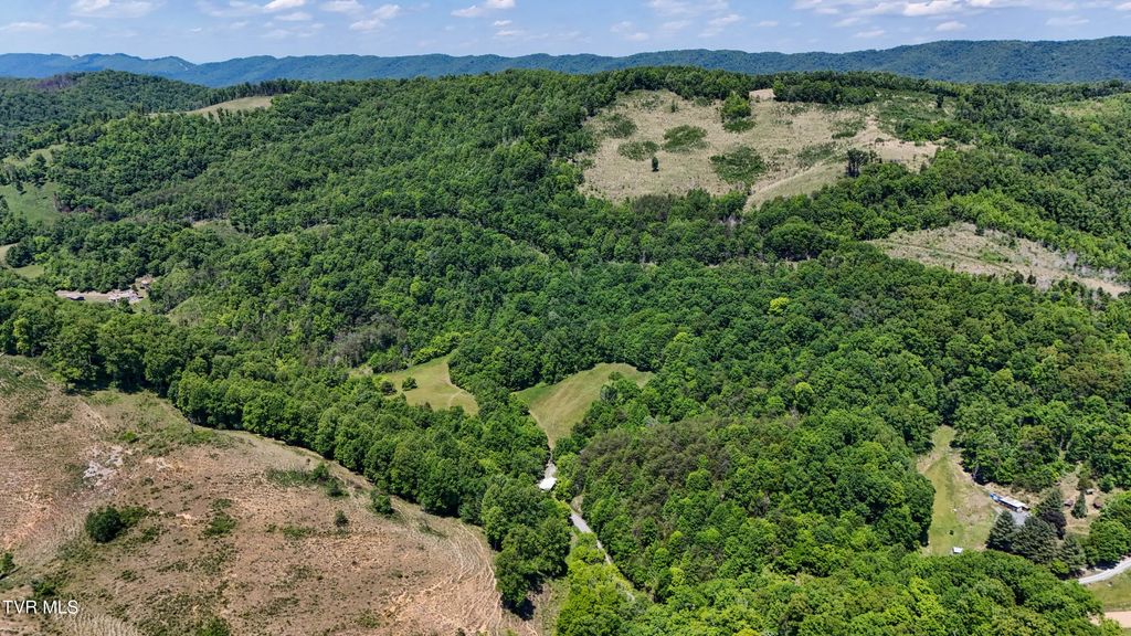 3885 Hickory Hill Road, Blackwater