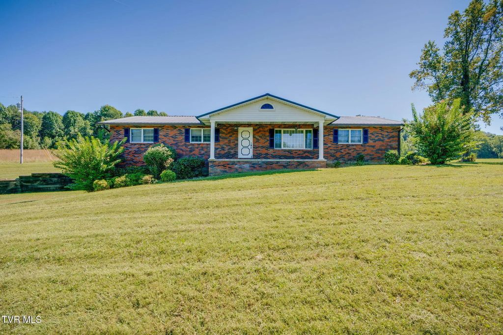 2517 Sinking Creek Road, Johnson City