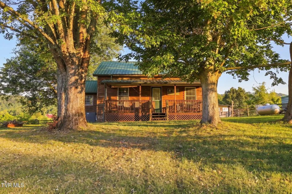 1786 Goshen Valley Road, Church Hill