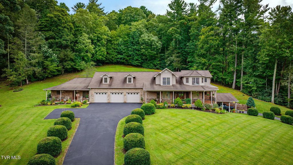 205 Fishery Loop Road, Erwin
