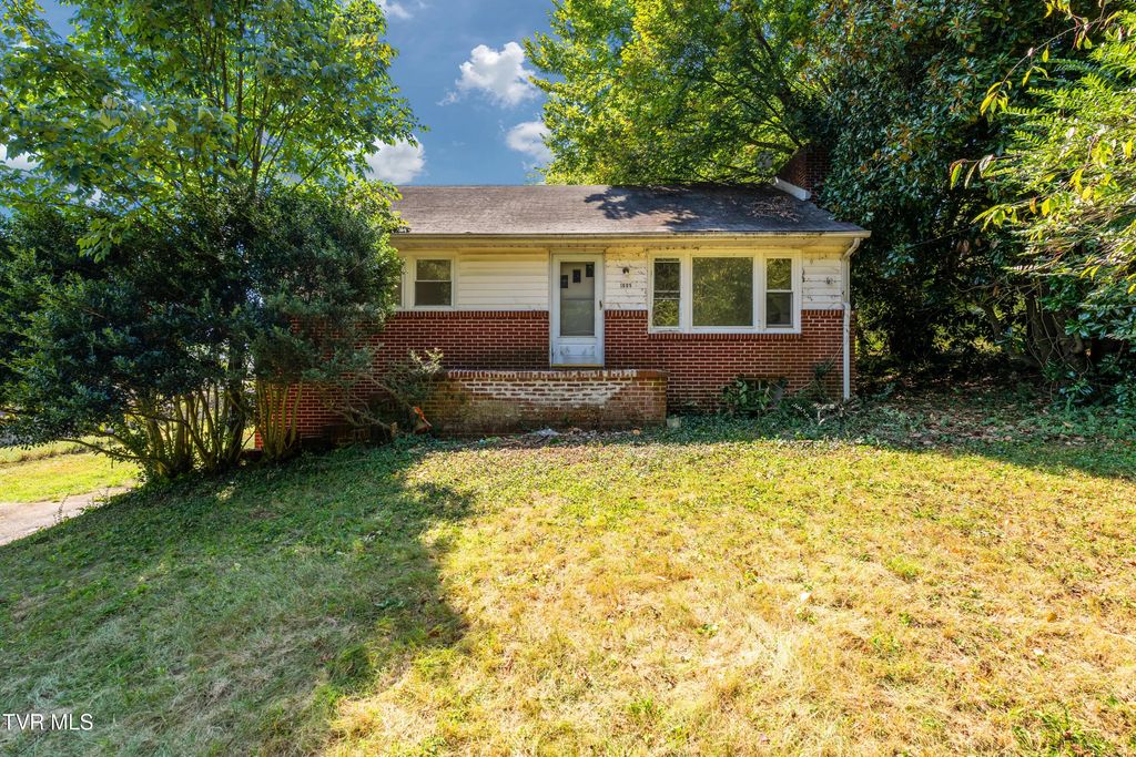 1605 Highpoint Avenue, Kingsport