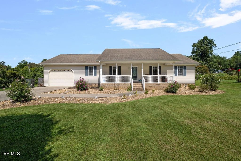 214 Sunny Hill Court, Fall Branch